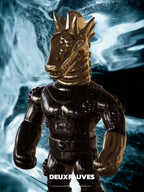 MASKED TITANO WAVE 1: GOLDEN TITANO (SIGNATURE EDITION)