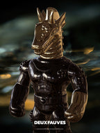 MASKED TITANO WAVE 1: GOLDEN TITANO (SIGNATURE EDITION)